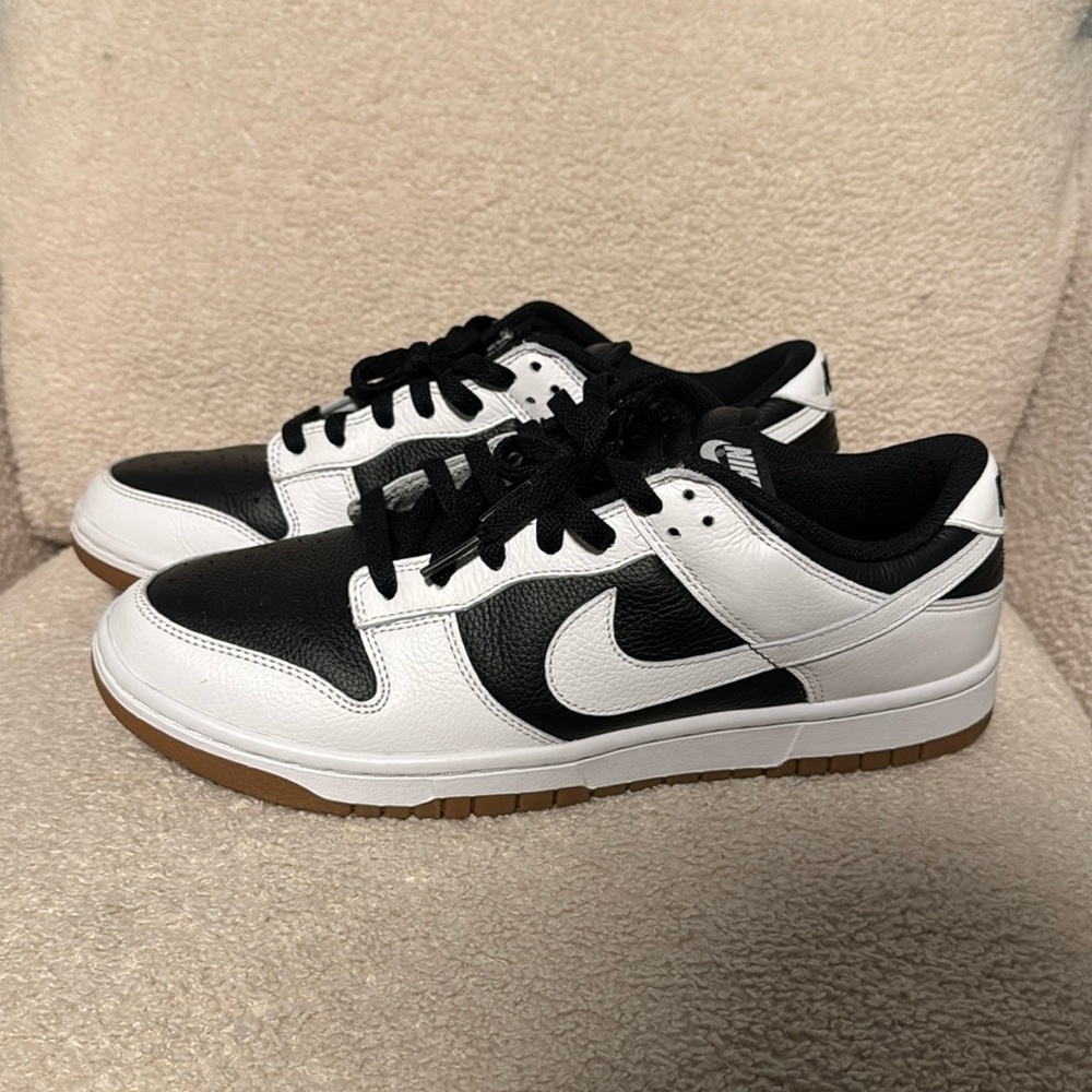 Open to offers. Lightly worn Men’s Dunk size 11 no box (dunk “by you”)